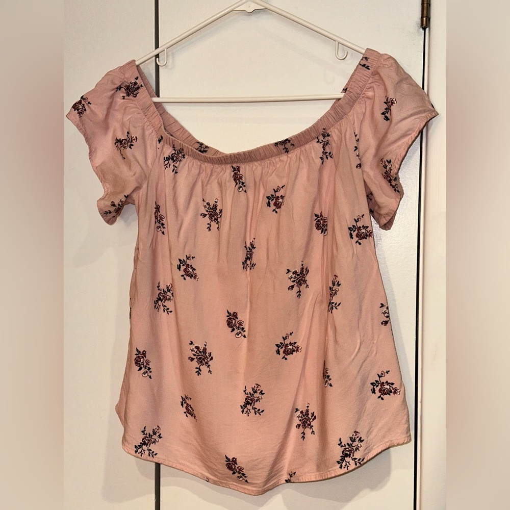 Abercrombie & Fitch Floral Women's Top. Size L